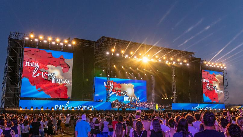 ITALIA LOVES EMILIA<font face="Verdana, Arial, Helvetica, sans-serif" size="2"> ARENA RCF CAMPOVOLO 2012 </font>