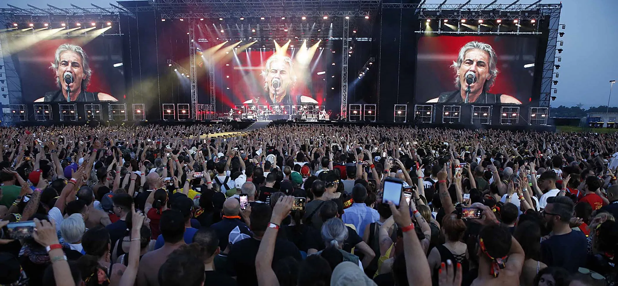 LIGABUE   <font face="Verdana, Arial, Helvetica, sans-serif" size="2">   ARENA RCF CAMPOVOLO 2022</font>